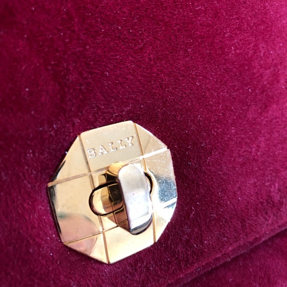 Bally —bright red chain purse - Picture 2 of 9